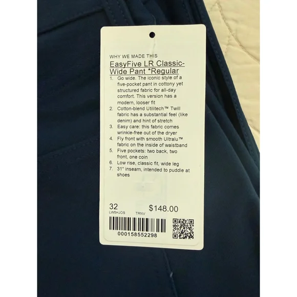 Women's Lululemon Navy EasyFive LR Classic-Wide Pant 32 - Picture 4 of 5